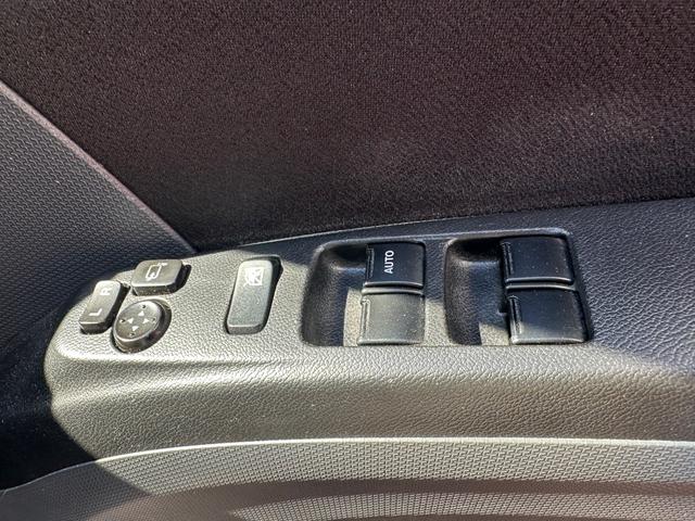 デリカＤ：２ Ｓ　両側パワースライドドア　ナビ　バックカメラ　ＥＴＣ２．０車載器　ドライブレコーダー　ＨＩＤライト　盗難警報装置　クルーズコントロール　保証付き（24枚目）