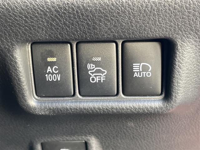 C-HR G 黒革シート/シートヒーター/純正7型ナビ/フルセグ/バックカメラ/ETC2.0/PCS/レーダークルコン/LDA/クリアランスソナー/AC100V/オートホールド/オートハイビーム/LEDヘッドライト(8枚目)