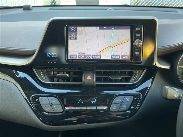 C-HR G 黒革シート/シートヒーター/純正7型ナビ/フルセグ/バックカメラ/ETC2.0/PCS/レーダークルコン/LDA/クリアランスソナー/AC100V/オートホールド/オートハイビーム/LEDヘッドライト(10枚目)