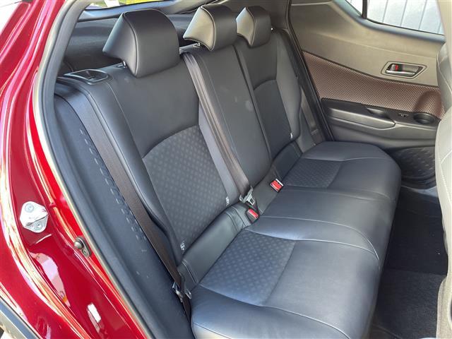 C-HR G 黒革シート/シートヒーター/純正7型ナビ/フルセグ/バックカメラ/ETC2.0/PCS/レーダークルコン/LDA/クリアランスソナー/AC100V/オートホールド/オートハイビーム/LEDヘッドライト(21枚目)
