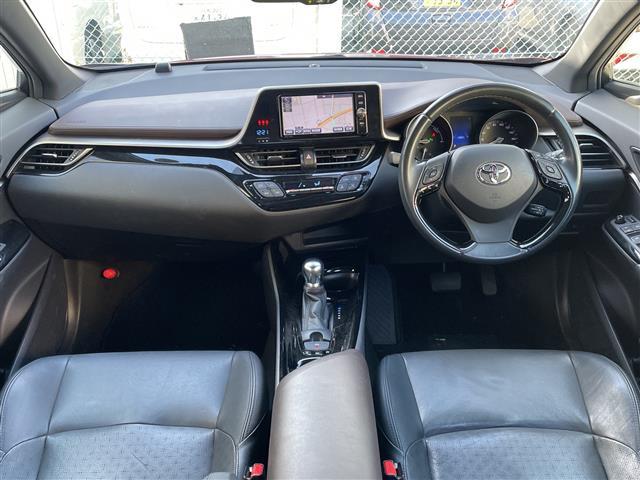 C-HR G 黒革シート/シートヒーター/純正7型ナビ/フルセグ/バックカメラ/ETC2.0/PCS/レーダークルコン/LDA/クリアランスソナー/AC100V/オートホールド/オートハイビーム/LEDヘッドライト(36枚目)