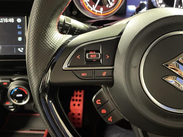 スイフトスポーツ ベースグレード　社外ナビ／バックカメラ／クルーズコントロール追従有／ビルトインＥＴＣ／運転席シートヒーター／レーンキープアシスト／衝突軽減システム／盗難防止装置後方コーナーセンサー／ＢＳＭ／Ｄ席シートヒーター（4枚目）