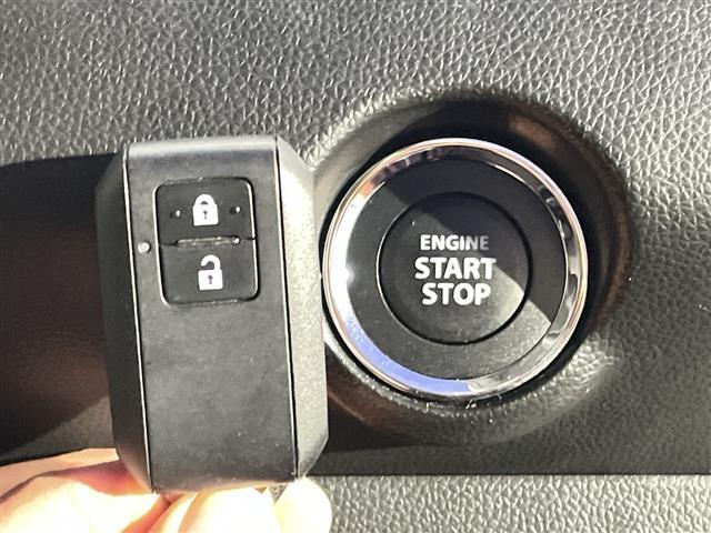 スイフトスポーツ ベースグレード　社外ナビ／バックカメラ／クルーズコントロール追従有／ビルトインＥＴＣ／運転席シートヒーター／レーンキープアシスト／衝突軽減システム／盗難防止装置後方コーナーセンサー／ＢＳＭ／Ｄ席シートヒーター（8枚目）