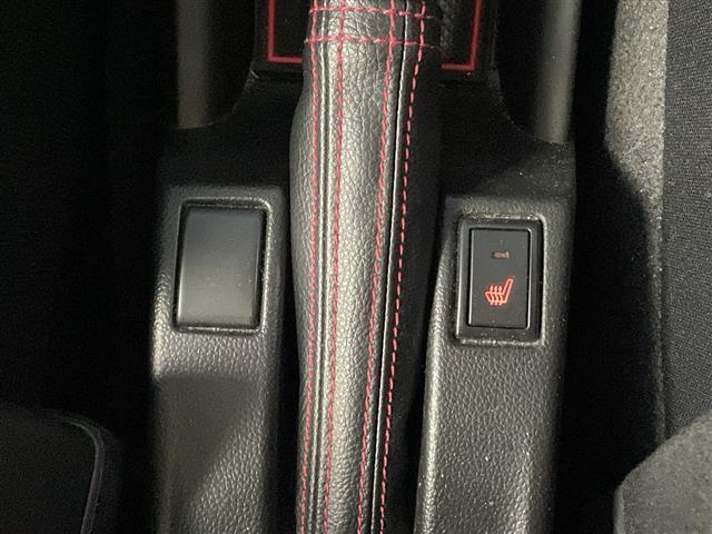 スイフトスポーツ ベースグレード　社外ナビ／バックカメラ／クルーズコントロール追従有／ビルトインＥＴＣ／運転席シートヒーター／レーンキープアシスト／衝突軽減システム／盗難防止装置後方コーナーセンサー／ＢＳＭ／Ｄ席シートヒーター（15枚目）