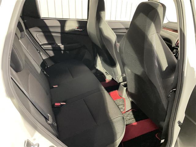 スイフトスポーツ ベースグレード　社外ナビ／バックカメラ／クルーズコントロール追従有／ビルトインＥＴＣ／運転席シートヒーター／レーンキープアシスト／衝突軽減システム／盗難防止装置後方コーナーセンサー／ＢＳＭ／Ｄ席シートヒーター（21枚目）
