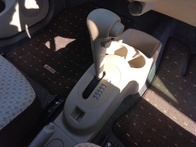 アルト Ｇ　４ＡＴ　純正ＣＤプレーヤー　法人ワンオーナー　車検整備付（11枚目）