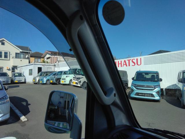 ハイゼットトラック エクストラSAIIIt 衝突回避支援システム パートタイム4WD 4AT 純正ワイドシンプルCDチューナー プロテクターパック 三方開 ワンオーナー 車検整備付(32枚目)