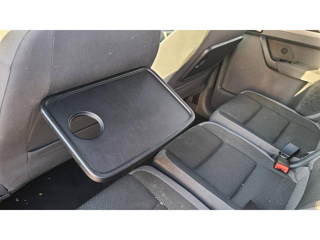 ゴルフトゥーラン ＴＳＩ　ハイライン　バックカメラ　ＤＶＤ　ＥＴＣ　純正ナビ　ドライブレコーダー　タイヤホイール１６インチ（12枚目）