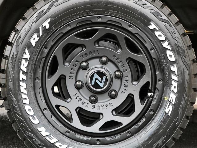 ロングワイドスーパーGL ガソリン4WDReClassicマットブラック塗装NT116インチAWオープンカントリーシートカバーベットキット両側サイドバーフローティングナビフリップダウンモニターHDMIETC(13枚目)
