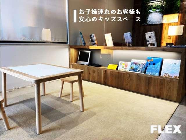 ロングワイドスーパーGL ガソリン4WDReClassicマットブラック塗装NT116インチAWオープンカントリーシートカバーベットキット両側サイドバーフローティングナビフリップダウンモニターHDMIETC(63枚目)