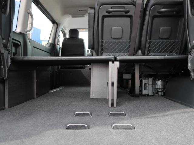 ハイエースワゴン ＧＬ　新品車中泊ベットキット　トリプルモニター　ＨＤＭＩスマホミラーリング対応フルセグナビ　サブモニター　フリップダウンモニター　新品ナスカータイヤ　新品黒革調シートカバー　パワースライドドア　寒冷地仕様（61枚目）