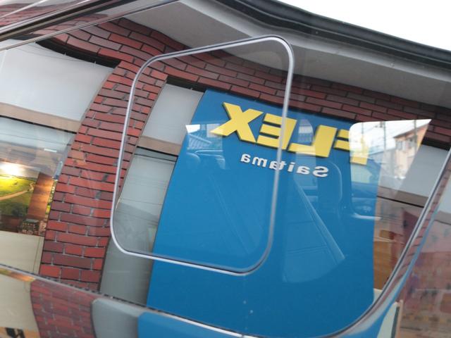 ハイエースワゴン GL ロング 新車8型 メカレスBIG-X11インチナビ 大型12.8フリップダウン 床張りフローリングフロア 全席黒革調シートカバー 1.5インチローダウン 新作Delf06 17インチAW ナスカータイヤ(26枚目)