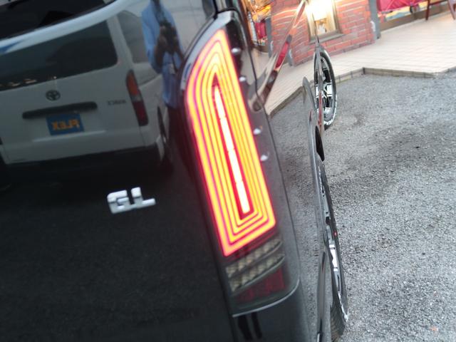 ハイエースワゴン GL ロング 新車8型 メカレスBIG-X11インチナビ 大型12.8フリップダウン 床張りフローリングフロア 全席黒革調シートカバー 1.5インチローダウン 新作Delf06 17インチAW ナスカータイヤ(32枚目)