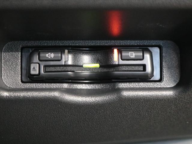 ハイエースワゴン GL ロング 新車8型 メカレスBIG-X11インチナビ 大型12.8フリップダウン 床張りフローリングフロア 全席黒革調シートカバー 1.5インチローダウン 新作Delf06 17インチAW ナスカータイヤ(46枚目)