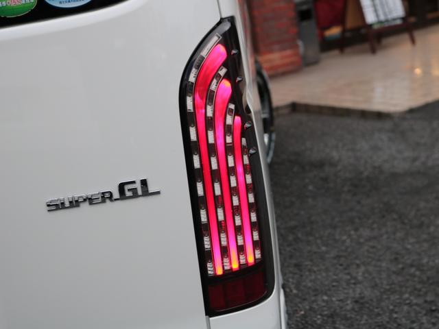 ハイエースバン スーパーGL ダークプライムII ロングボディ ワンオーナー FLEXオリジナル内装Ver4 家具付ベットキット 床張りフローリングフロア フルセグナビ ナビ連動ドラレコ コーナーセンサー 新品Delf06AW ナスカー 1.5インチローダウン(32枚目)