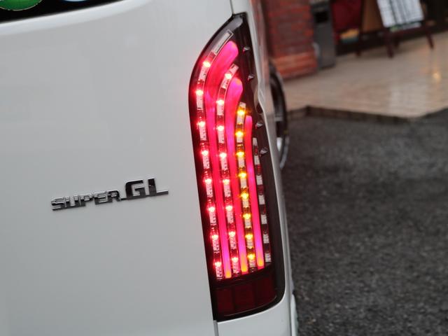 ハイエースバン スーパーGL ダークプライムII ロングボディ ワンオーナー FLEXオリジナル内装Ver4 家具付ベットキット 床張りフローリングフロア フルセグナビ ナビ連動ドラレコ コーナーセンサー 新品Delf06AW ナスカー 1.5インチローダウン(34枚目)