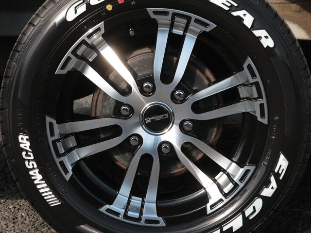 ハイエースバン スーパーＧＬ　ダークプライムＩＩ　ディーゼル４ＷＤ床張り跳ね上げベット　純正フルセグナビ　カロッツェリアツイーター　スモークフィルム　ＴＲＤフロントスポイラー　ＴＲＤサイドスカート　ＴＲＤリアバンパースポイラー　ＴＲＤスカッフプレート（37枚目）