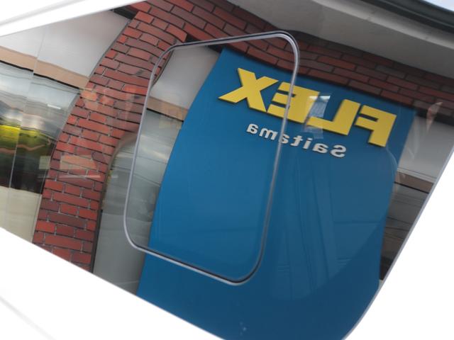 ハイエースワゴン GL ロング FLEX内装アレンジ【familiar】ベット&テーブル車中泊仕様 BIG-X11インチナビ HDMIスマホミラーリング フローリングフロア デジタルインナーミラー パノラミックビューモニター TSS(27枚目)