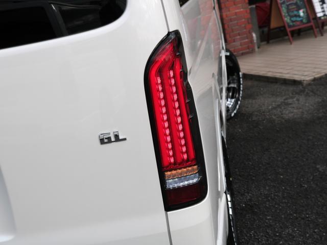 ハイエースワゴン GL ロング FLEX内装アレンジ【familiar】ベット&テーブル車中泊仕様 BIG-X11インチナビ HDMIスマホミラーリング フローリングフロア デジタルインナーミラー パノラミックビューモニター TSS(34枚目)