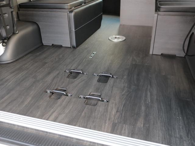 ハイエースワゴン GL ロング FLEX内装アレンジ【familiar】ベット&テーブル車中泊仕様 BIG-X11インチナビ HDMIスマホミラーリング フローリングフロア デジタルインナーミラー パノラミックビューモニター TSS(61枚目)