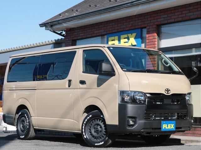 ハイエースバン ロングスーパーGL 登録済未使用車 アースカラーパッケージ メカレスBIG-X11インチナビ HDMIスマホミラーリング ブラックエディション 黒革調シートカバー デジタルインナーミラー PVM 小窓付きスライドガラス(20枚目)