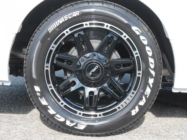 ハイエースワゴン GL ロング 【Relaxing内装】ベット&テーブル BIG-X11インチナビ 12.8フリップダウンモニター ミラーリングHDMIポート 1.5インチローダウン トヨタセーフティセンス デジタルインナーミラー(19枚目)