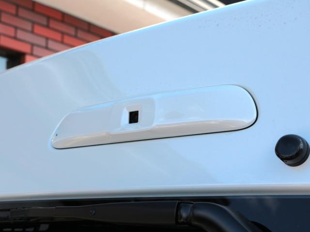 ハイエースワゴン GL ロング 【Relaxing内装】ベット&テーブル BIG-X11インチナビ 12.8フリップダウンモニター ミラーリングHDMIポート 1.5インチローダウン トヨタセーフティセンス デジタルインナーミラー(32枚目)