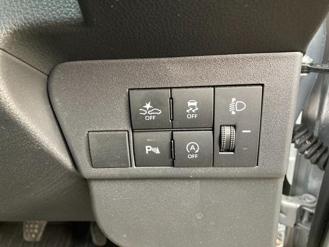 ハイゼットカーゴ ＤＸ　５速マニュアル　パワーウィンドウ　キーレス　衝突被害軽減システム　クリアランスソナー　ＡＭ／ＦＭラジオ　オーバーヘッドシェルフ（10枚目）
