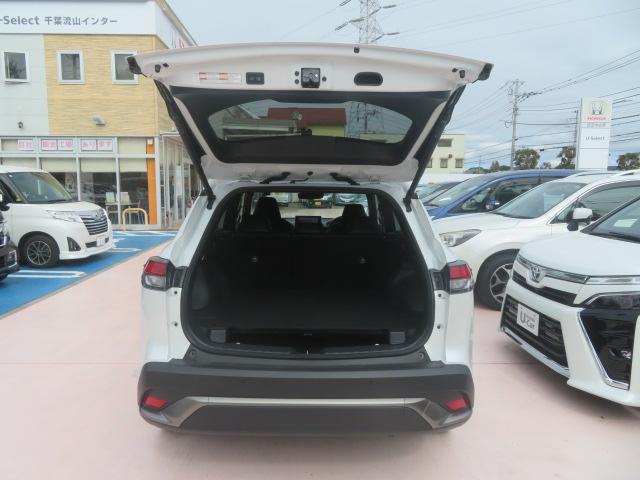 カローラクロス ハイブリッドZ ワンオーナー 禁煙車 PCS BSM T-コネクト Bluetooth接続 USB FRドラレコ LED フォグ シートヒーター パワーシート パワーゲート FRソナー Bカメラ 純正アルミ LKA(18枚目)