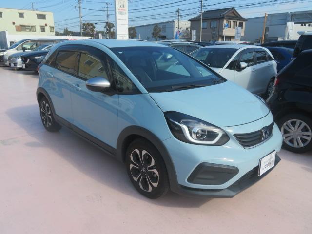 フィット ｅ：ＨＥＶクロスター　ワンオーナー　禁煙車　ＣＭＢＳ　ＥＴＣ　純正メモリーナビＴＶ　ＤＶＤ再生　Ｂｌｕｅｔｏｏｔｈ接続　ＵＳＢ　ＬＥＤ　クルーズコントロール　オートマチックブレーキホールド　ＦＲソナー　Ｂカメラ　１オーナー（6枚目）