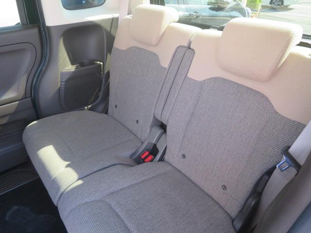 リアシートの画像です！ご購入後もお安く修理、部品取付等承っておりますので、ご相談下さい！