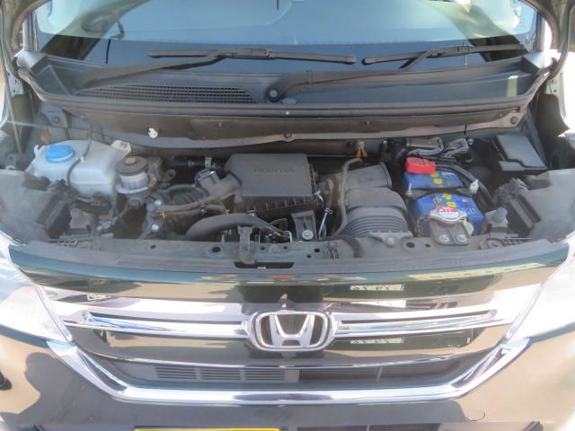 エンジンルームの画像です！当店以外にもグループ内に多数在庫が御座いますので、まずはご相談下さい！