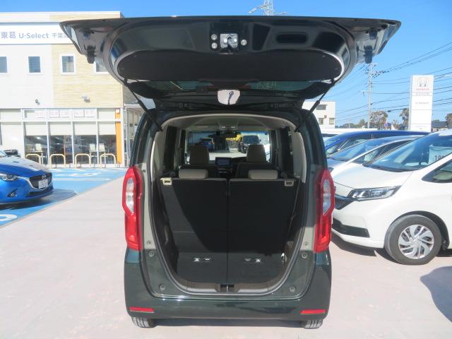 トランクの画像です！当店のカーライフアドバイザーがお客様にぴったりの車両をご提案致します！