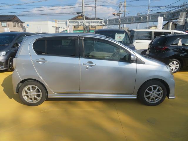 ミライース GSA 禁煙車 スマートアシスト 純正メモリーナビTV DVD再生 Bluetooth接続 ドアバイザー アイドリングストップ 純正アルミ タイミングチェーン 横滑防止装置 PS イモビライザー 地デジ(4枚目)