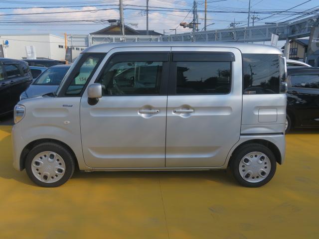 スペーシア ハイブリッドＸ　禁煙車　ＤＣＢＳ　純正ＭナビＴＶ　ＤＶＤ再生　Ｂｌｕｅｔｏｏｔｈ接続　ＵＳＢ　スマートキー　両側パワスラ　シートヒーター　Ｒクーラー　社外ＦＲドラレコ　Ｒソナー　全周囲カメラ　ドアバイザー　フリーキー（5枚目）