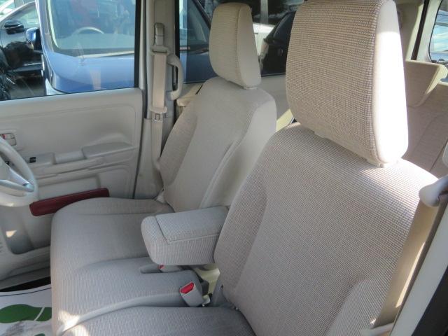 スペーシア ハイブリッドＸ　禁煙車　ＤＣＢＳ　純正ＭナビＴＶ　ＤＶＤ再生　Ｂｌｕｅｔｏｏｔｈ接続　ＵＳＢ　スマートキー　両側パワスラ　シートヒーター　Ｒクーラー　社外ＦＲドラレコ　Ｒソナー　全周囲カメラ　ドアバイザー　フリーキー（13枚目）