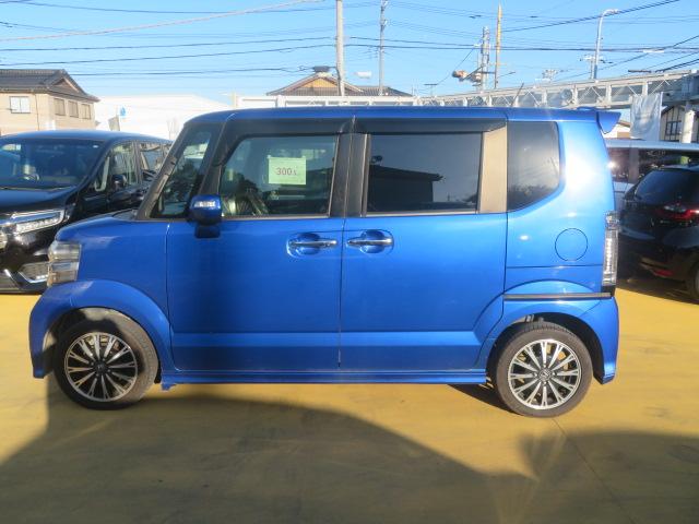 Ｎ－ＢＯＸカスタム Ｇ・ターボＬパッケージ　ワンオーナー　禁煙車　ＣＴＢＡ　４ＷＤ　ターボ車　ＥＴＣ純正メモリーナビＴＶ　ＤＶＤ再生　Ｂｌｕｅｔｏｏｔｈ接続　ＨＩＤ　フォグ　スマートキー　両側パワスラ　シートヒーター　クルコン　Ｂカメラ　ＰＳ（5枚目）