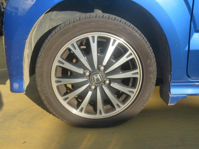 Ｎ－ＢＯＸカスタム Ｇ・ターボＬパッケージ　ワンオーナー　禁煙車　ＣＴＢＡ　４ＷＤ　ターボ車　ＥＴＣ純正メモリーナビＴＶ　ＤＶＤ再生　Ｂｌｕｅｔｏｏｔｈ接続　ＨＩＤ　フォグ　スマートキー　両側パワスラ　シートヒーター　クルコン　Ｂカメラ　ＰＳ（19枚目）