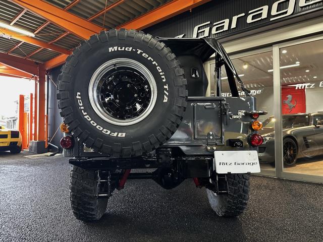 キャンバストップ　レストア車両　ビキニトップ　セミバケットシート　４ＷＤ　ＢＦ　Ｇｏｏｄｒｉｃｈ　Ｍｕｄ　Ｔｅｒｒａｉｎ　ＴＡ　ＫＭ２　１５インチアルミホイル　リフトアップ　ストーンガード(9枚目)