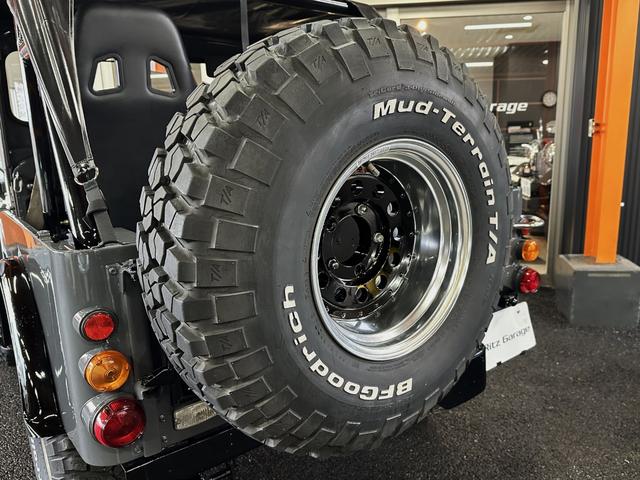 キャンバストップ　レストア車両　ビキニトップ　セミバケットシート　４ＷＤ　ＢＦ　Ｇｏｏｄｒｉｃｈ　Ｍｕｄ　Ｔｅｒｒａｉｎ　ＴＡ　ＫＭ２　１５インチアルミホイル　リフトアップ　ストーンガード(10枚目)