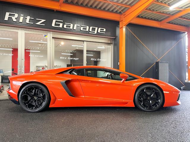 アヴェンタドール ＬＰ７００－４　正規Ｄ車　左Ｈ　Ｆリフティング　禁煙車　カーボンブレーキ（67枚目）