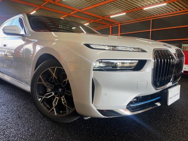 ｉ７ ｘＤｒｉｖｅ　６０　エクセレンス　４ＷＤ！パノラミックサンルーフ！Ｂｏｗｅｒｓ　＆　Ｗｉｌｋｉｎｓオーディオシステム！（77枚目）