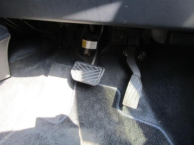 スイフト １．２ＸＧ　スマートキー　運転席エアバッグ　助手席エアバッグ衝突安全ボディ　盗難防止システム　禁煙車（42枚目）