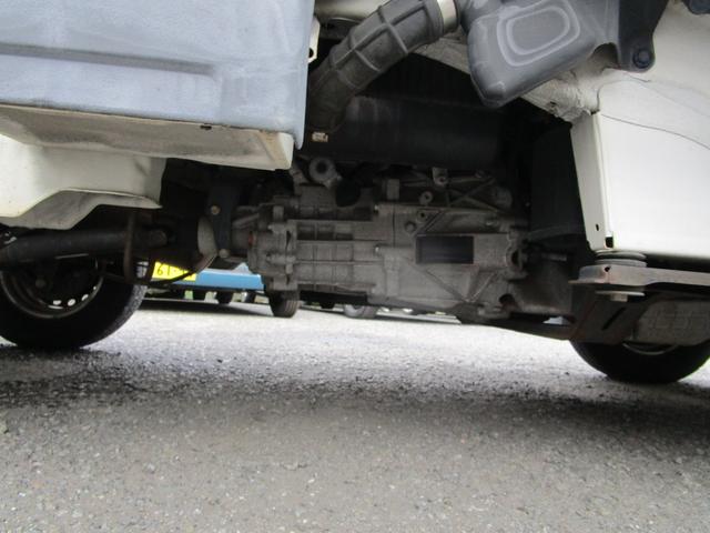 ミニキャブトラック Ｍ　５速マニュアル　エアコン　パワステ　衝突安全ボディー　盗難防止　運転席エアバック　助手席エアバック（51枚目）