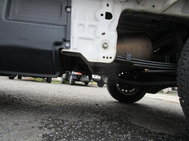 ミニキャブトラック Ｍ　５速マニュアル　エアコン　パワステ　衝突安全ボディー　盗難防止　運転席エアバック　助手席エアバック（54枚目）