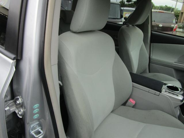 プリウスアルファ S プッシュスタート スマートキー ナビ バックカメラ 衝突安全ボディー アイドリングストップ 運転席エアバック 助手席エアバ(32枚目)