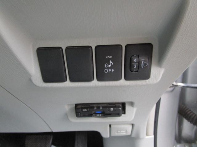 プリウスアルファ S プッシュスタート スマートキー ナビ バックカメラ 衝突安全ボディー アイドリングストップ 運転席エアバック 助手席エアバ(33枚目)