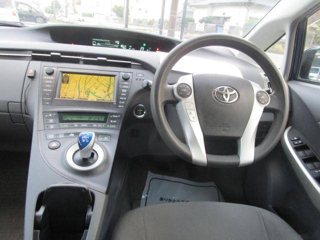 プリウス Ｓツーリングセレクション　アイドリングストップ　ＬＥＤランプ　ナビ　バックカメラ　記録簿　プッシュスタート　盗難防止　衝突安全　運転席エアバック　助手席エアバック（37枚目）