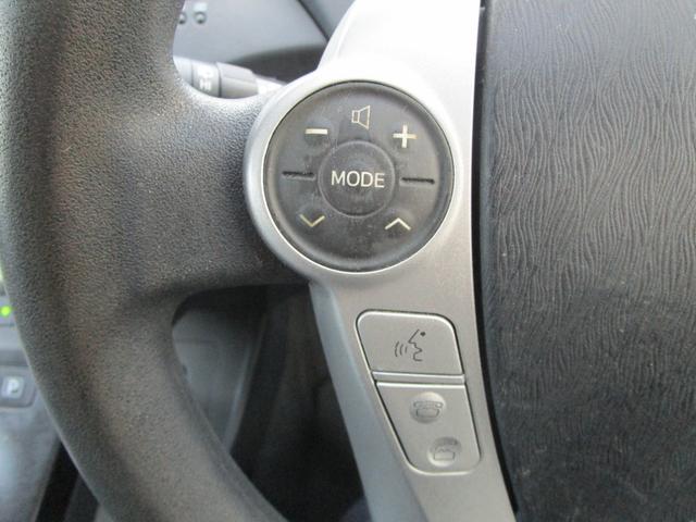 プリウス Ｓツーリングセレクション　アイドリングストップ　ＬＥＤランプ　ナビ　バックカメラ　記録簿　プッシュスタート　盗難防止　衝突安全　運転席エアバック　助手席エアバック（42枚目）