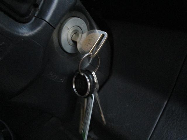 アクティトラック ＳＴＤ　オートマ　エアコン　パワステ　運転席エアバック　３方開き（30枚目）